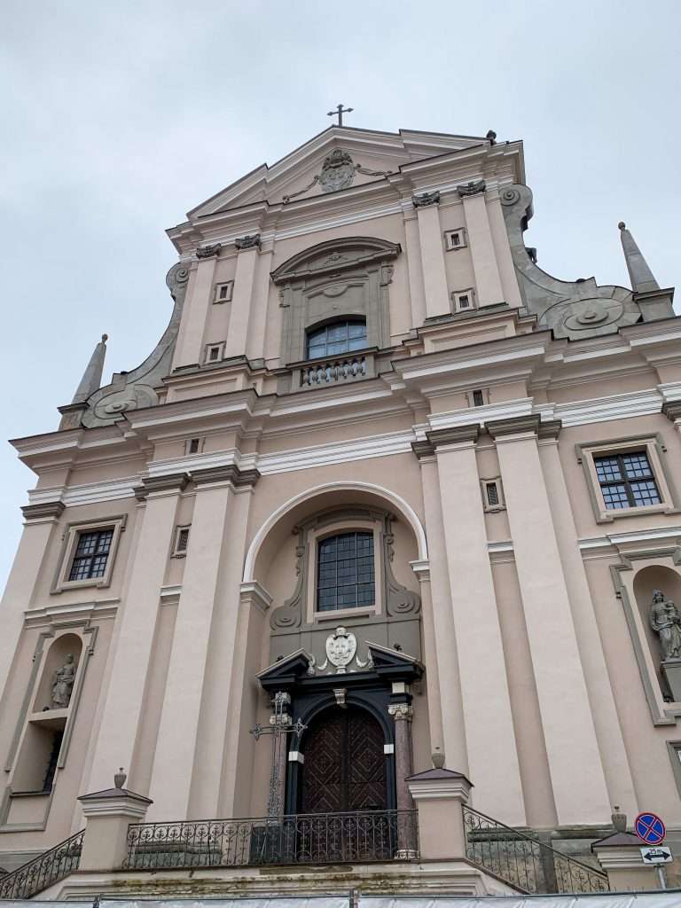 Image shows the Church of St Theresa in Vilnius Old Town