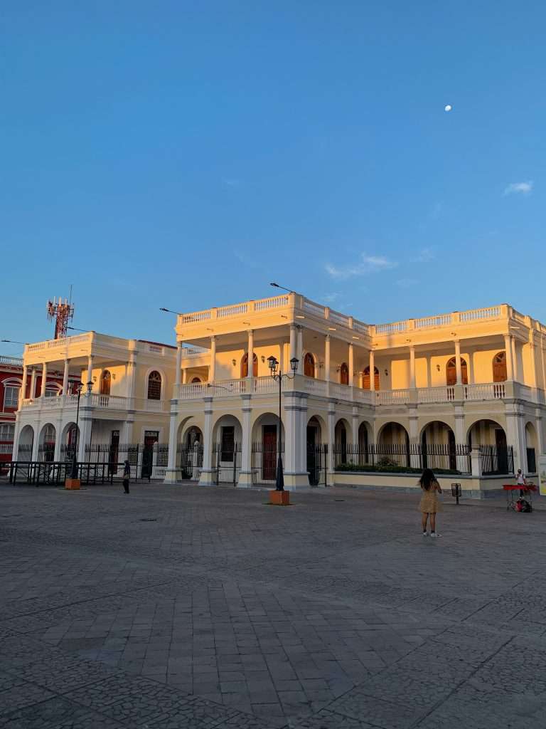One of the great things to do in Granada Nicaragua is simply to walk the colourful, colonial streets